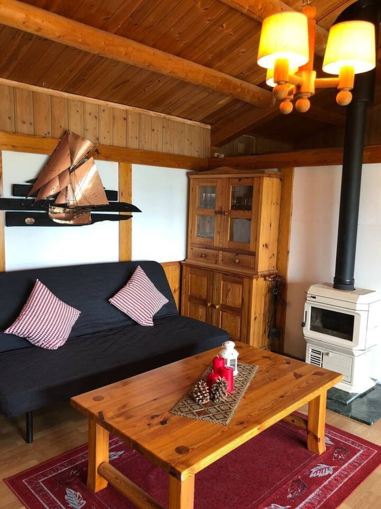 Beautiful 3 Bed Cottage in Ytteroy, With Seaview view 3