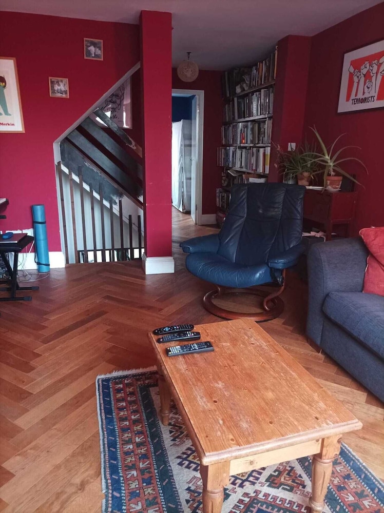 Colourful & Modern 3BD House - Shoreditch