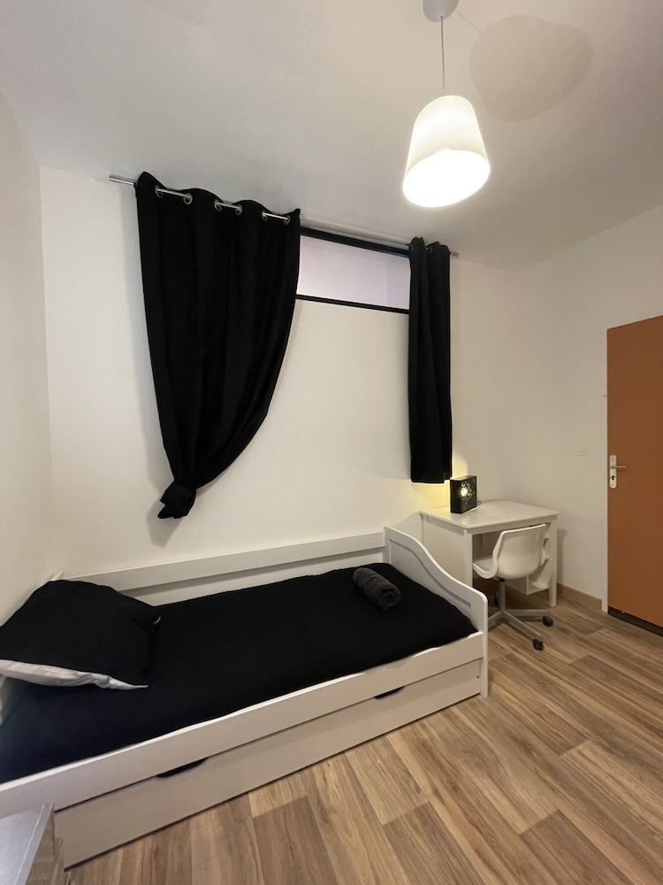 3-bedroom Apartment With Premium Amenities