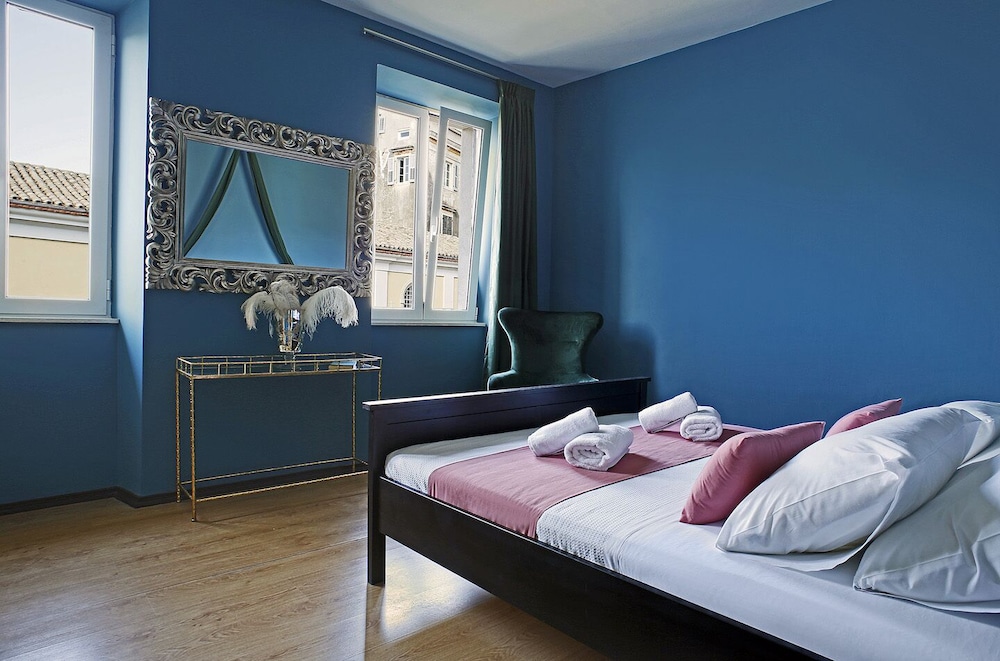 Pheelia Suite by Corfuescapes view 4