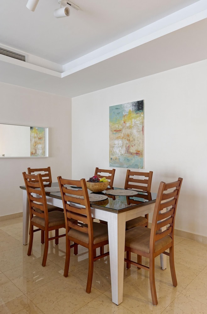 Vesta - Luxury Apt - 2Br - Cfc XII