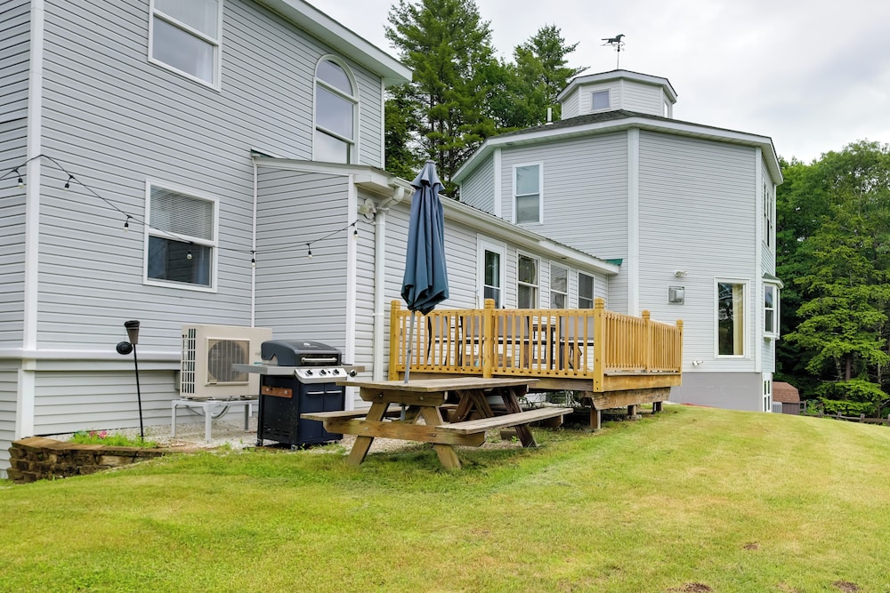 4 Mi to Beach & Lake: Spacious Home in Chestertown