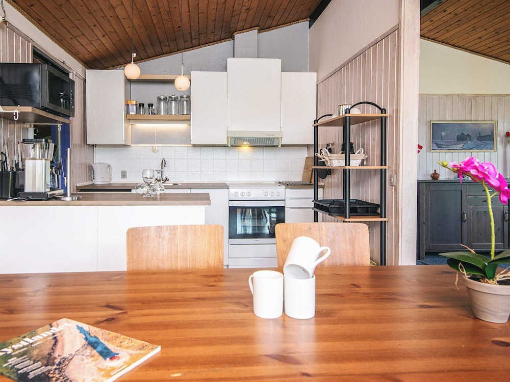6 Person Holiday Home in Juelsminde