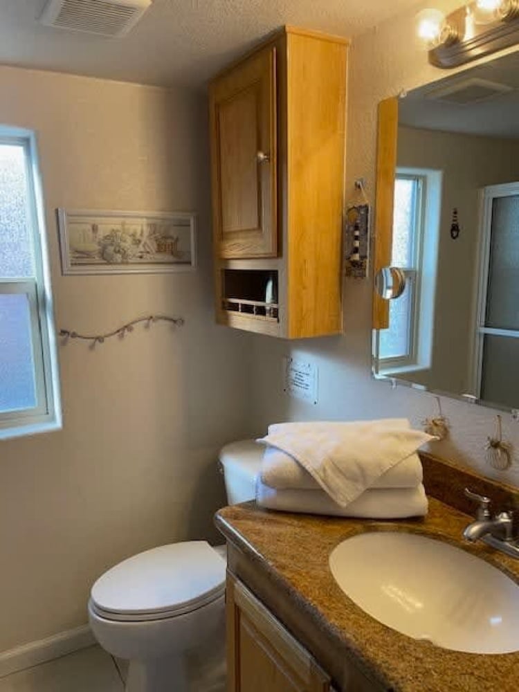 Ocean Front Cabin 17 Jacuzzi Remarkable Views