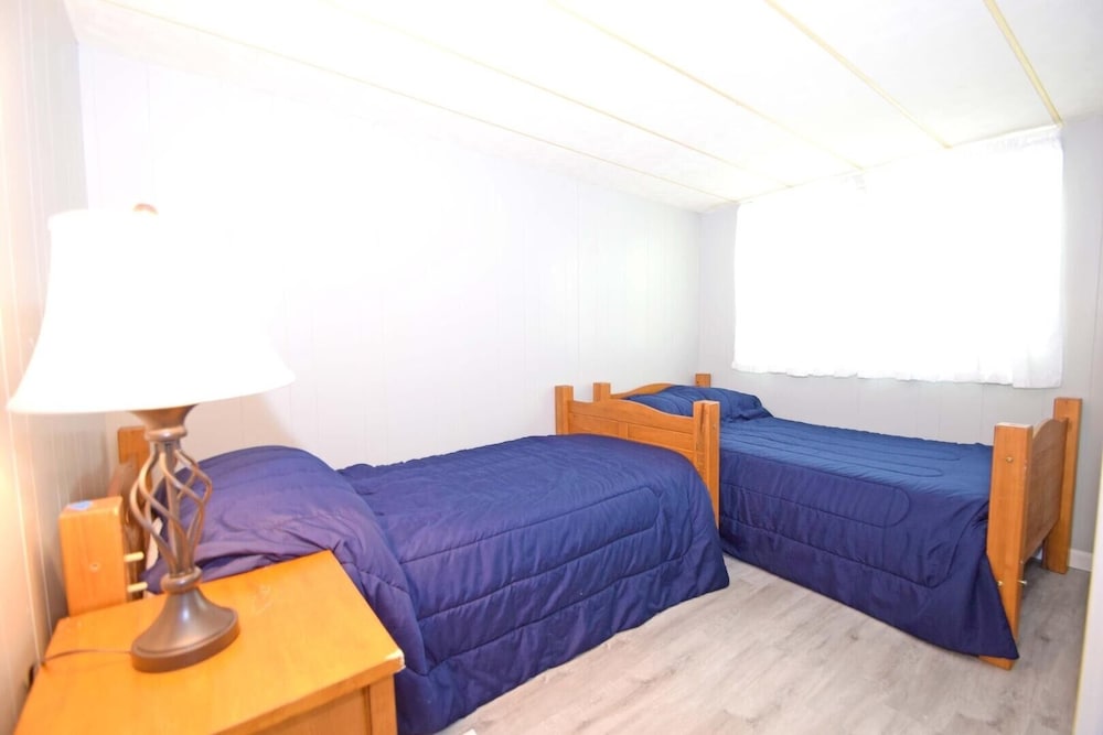 Montego Bay-atlantic Boulevard 13320 3 Bedroom Home by RedAwning view 5
