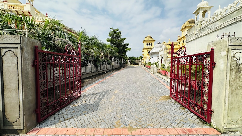 Rajgadhh Palace Resort