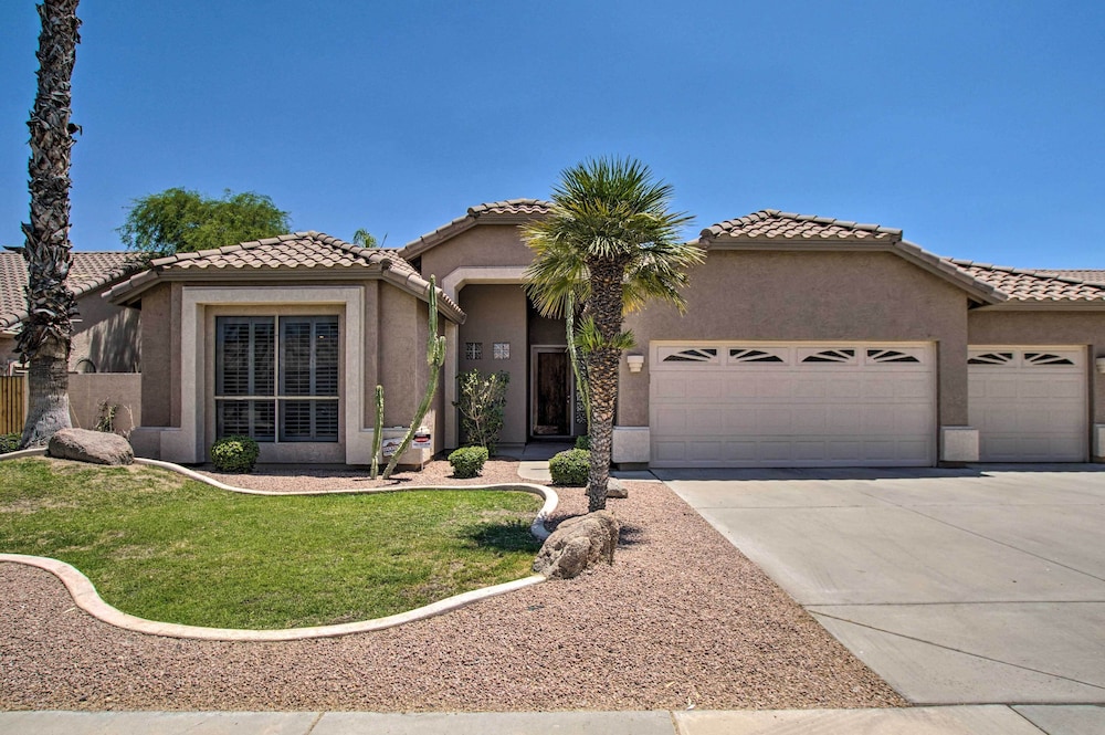 Chandler Retreat w/ Pool, Hot Tub & Grill! view 4