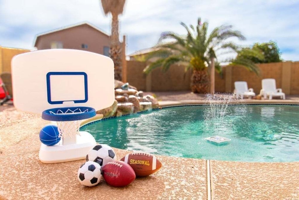 Casa Aria 4br Home & Heated Pool 4 Bedroom Home
