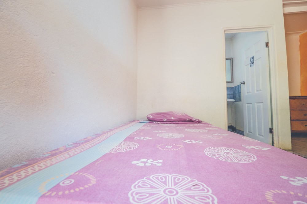 Pura Vida Hostel
