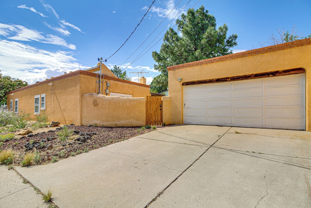 Gorgeous Adobe Home: Classic Santa Fe Style in ABQ