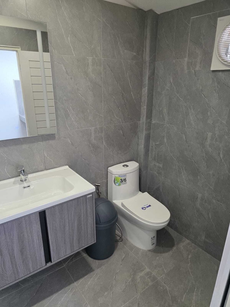 K2 Seaside Suites