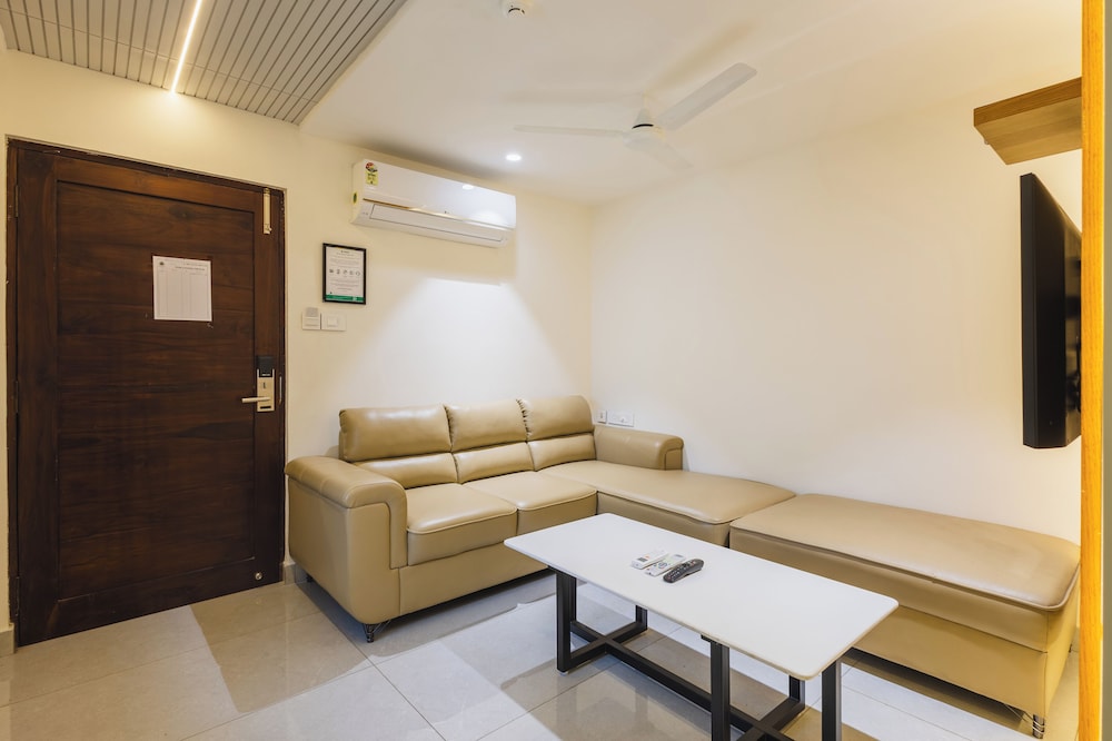 Treebo SS Residency Gandhi Nagar