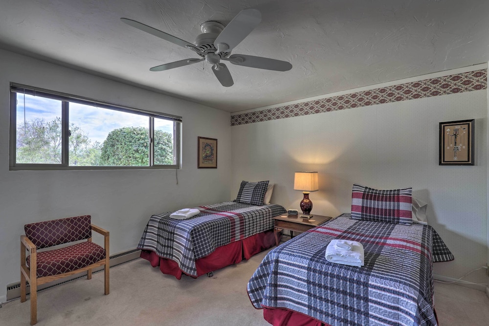 Walk to Watson Lake: Private Prescott Home!
