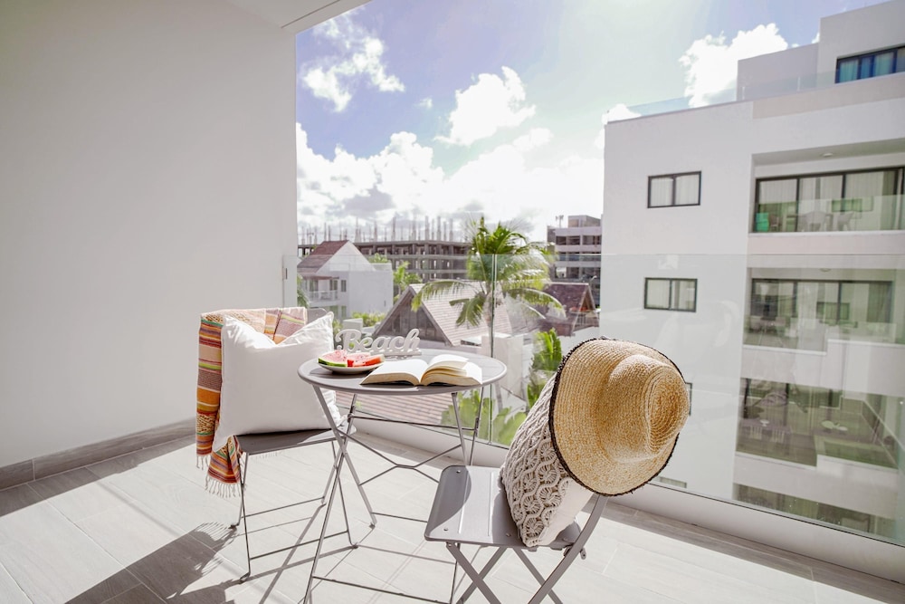 Cozy and Beautiful Apartment at the Beach