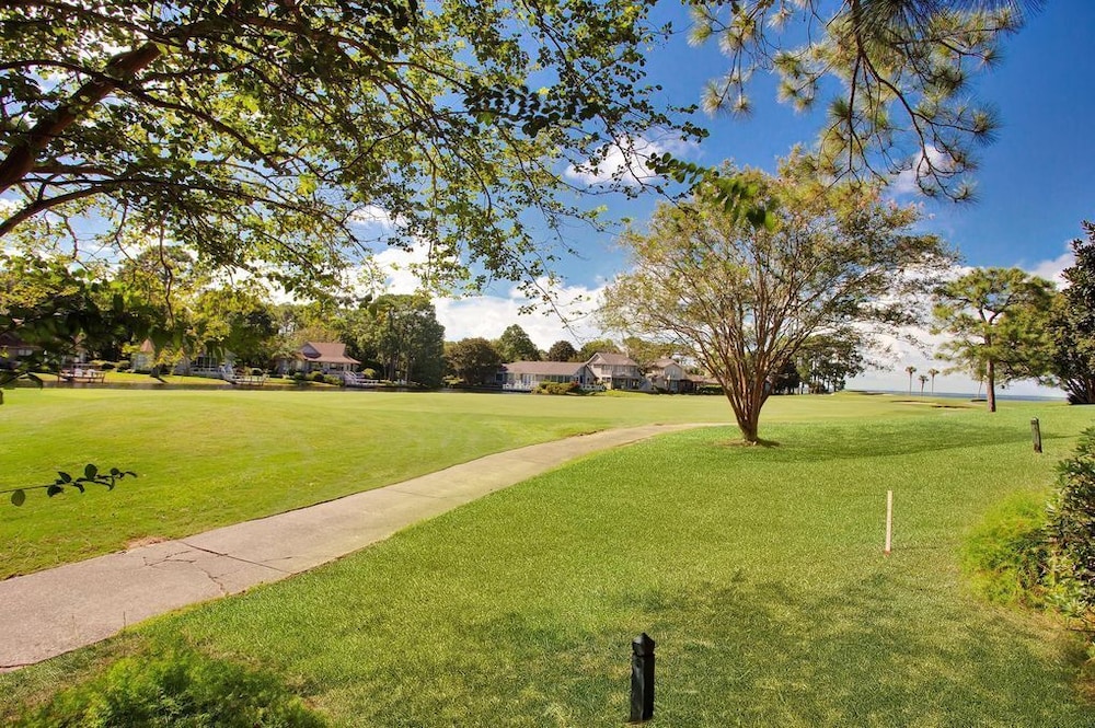 72 Vantage Pointe view 2