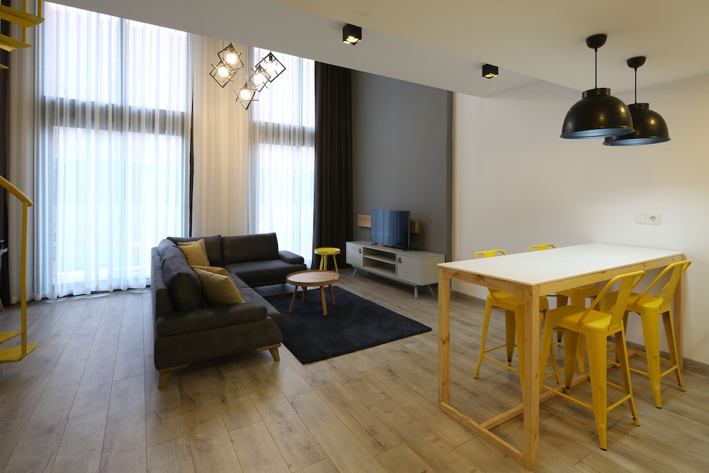 Coordinat Süitleri - Image 61