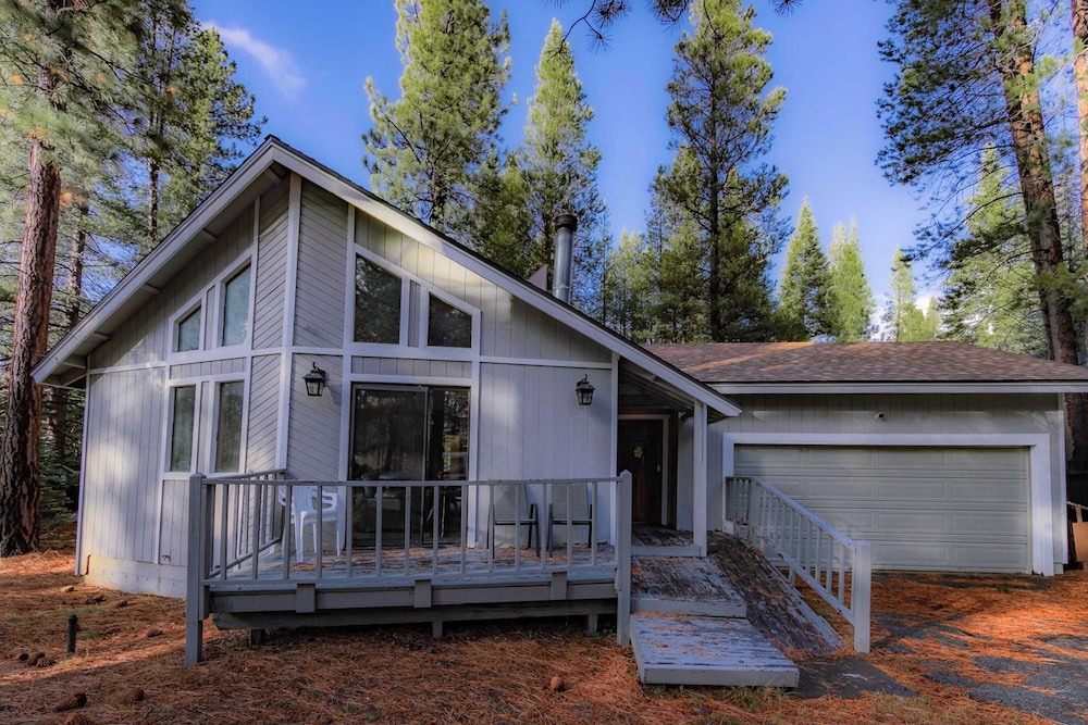 Oglala Little Lodge - Cabin Getaway