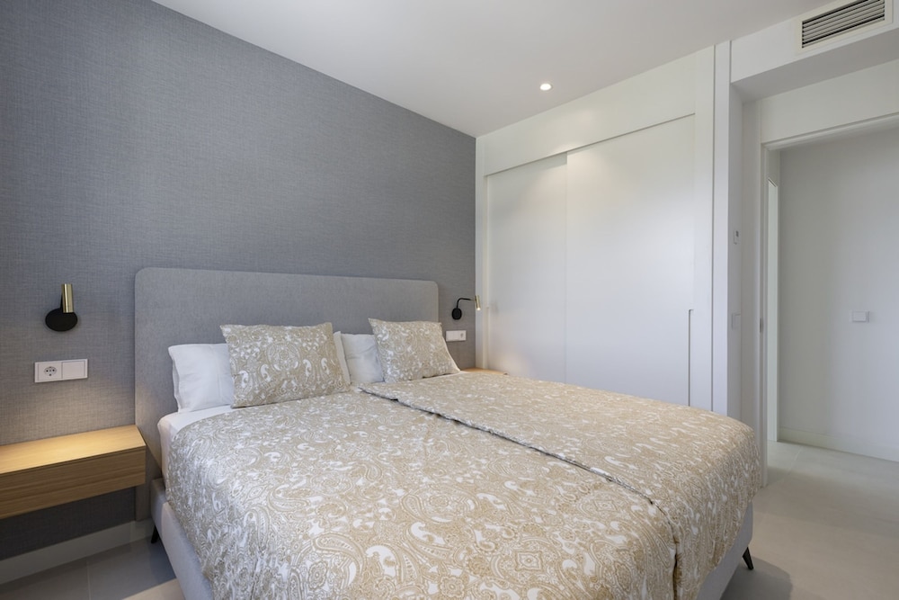 Exclusive 3-bedroom Apartment in Higueron