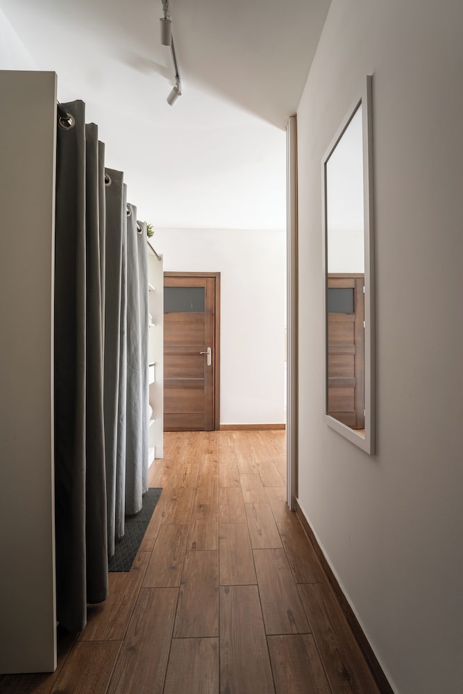 Apartament KOLEJOVA 21 - blisko centrum