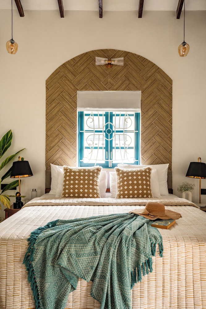 Sanctuary by RÊVE Escapes - Premium 3 BHK Villa Near Morjim Beach