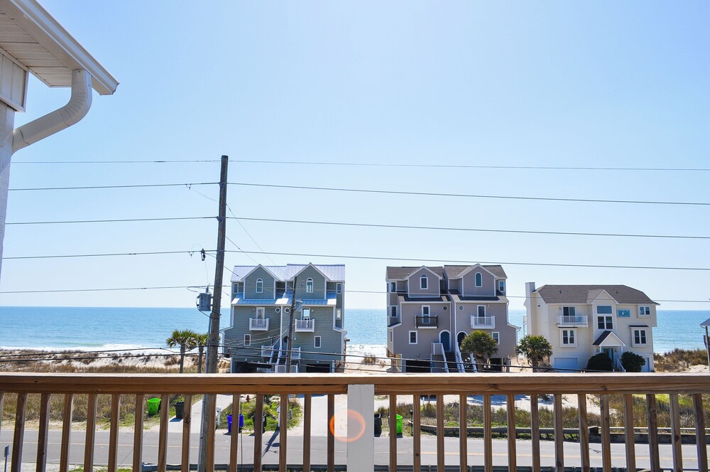 Family Tides by Topsail Realty
