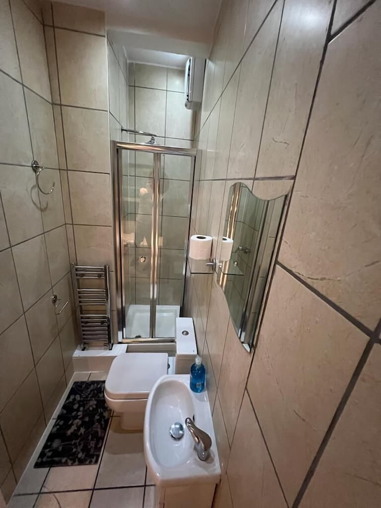 Spacious Studio near kings cross