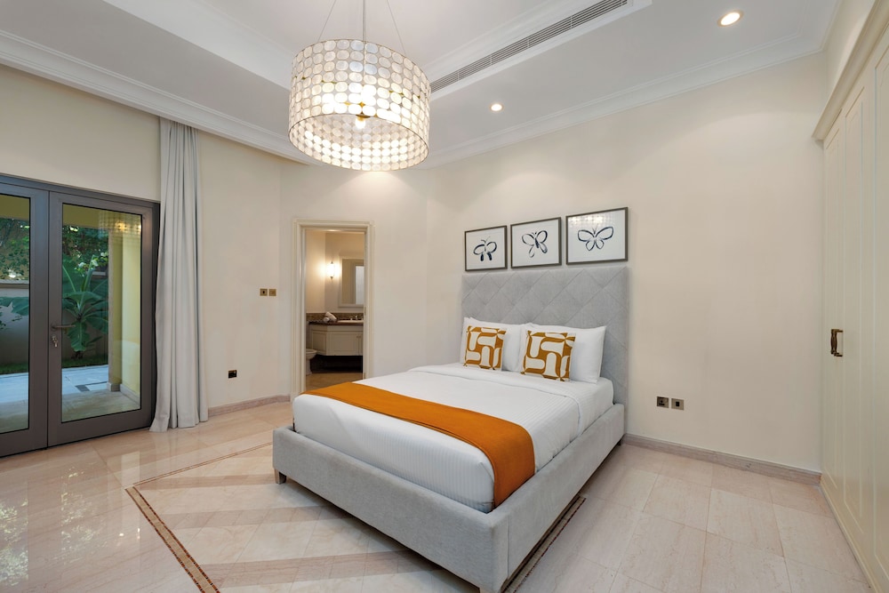 Maison Privee - Exclusive Villa w/ Private Pool, Garden and Beach
