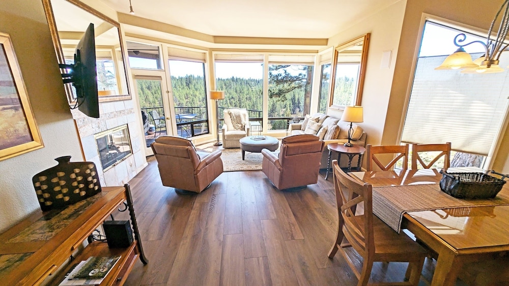 Mt Bachelor Village 331 A 1 Bedroom Condo