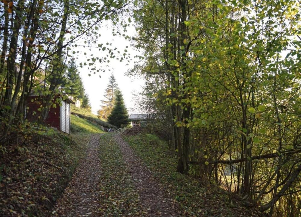 Holiday Apartment With Lake View