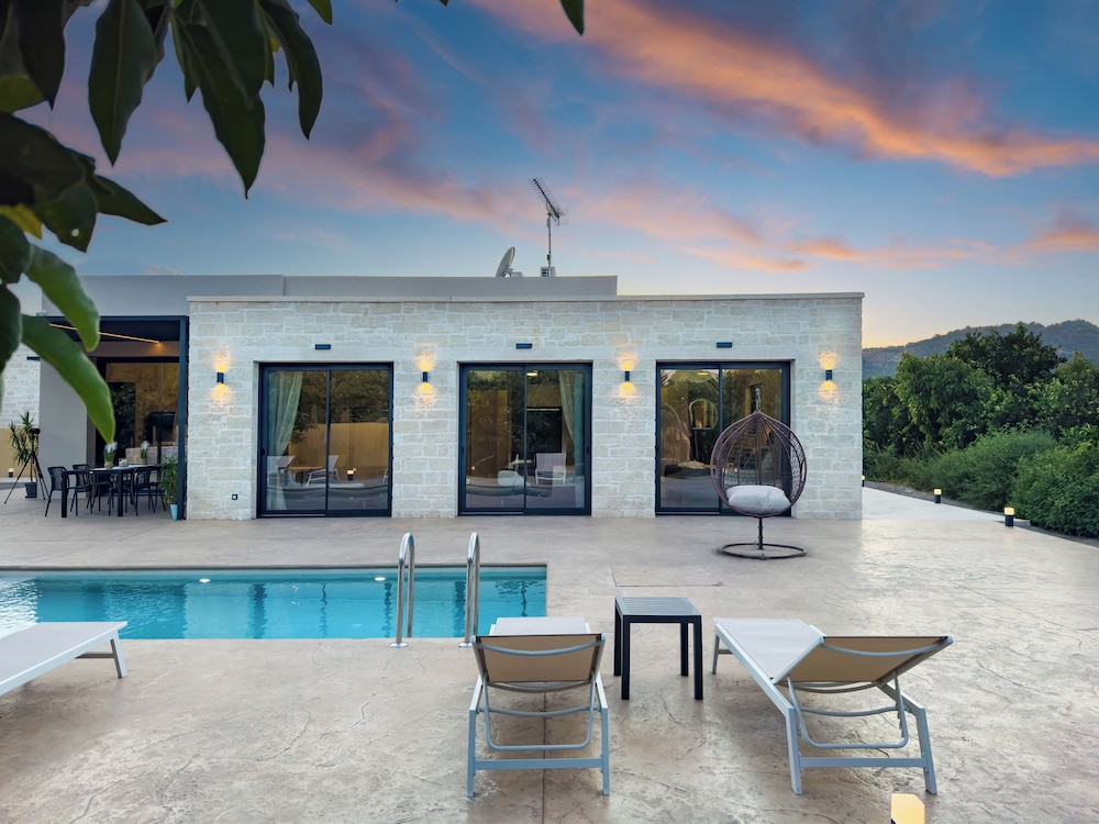 PanStel - Villa Aurora with private pool