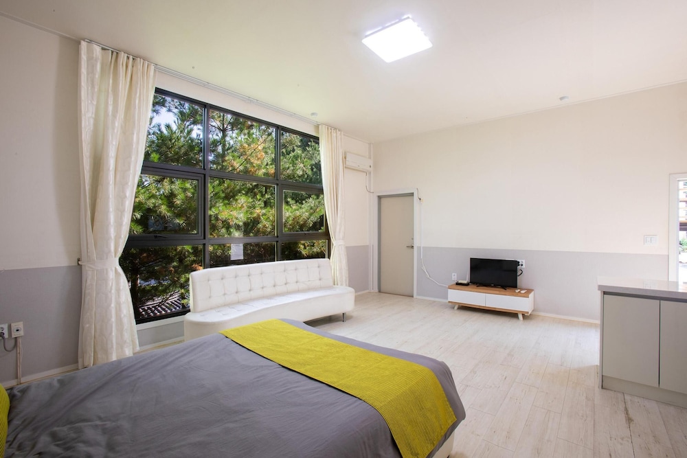 Gapyeong Yeolhodang Pension view 3