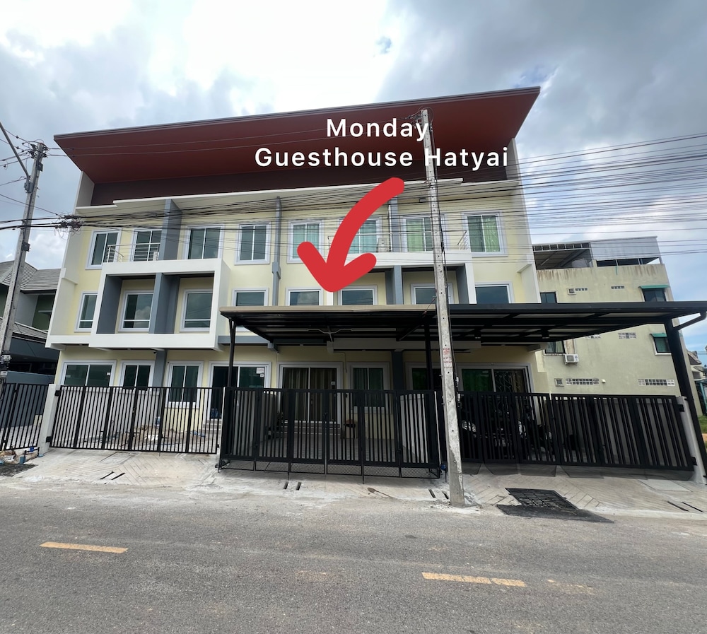 Monday Guesthouse Hatyai