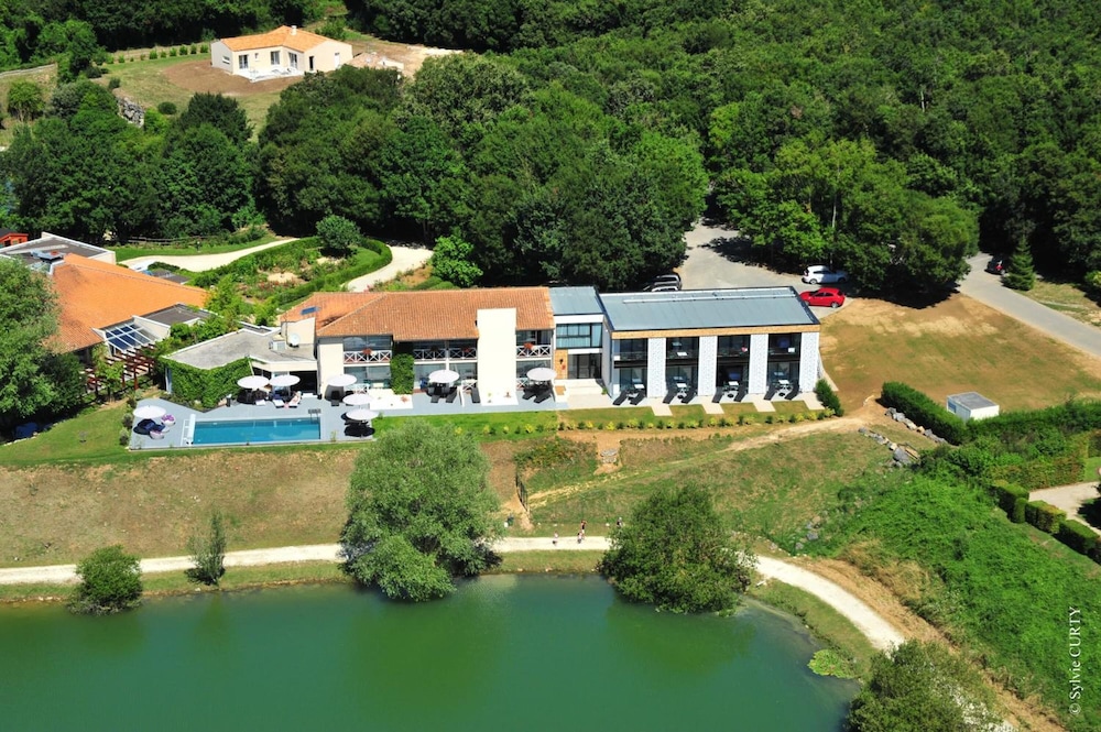 Les Jardins du Lac, The Originals Relais (Relais du Silence) - Property Image 25