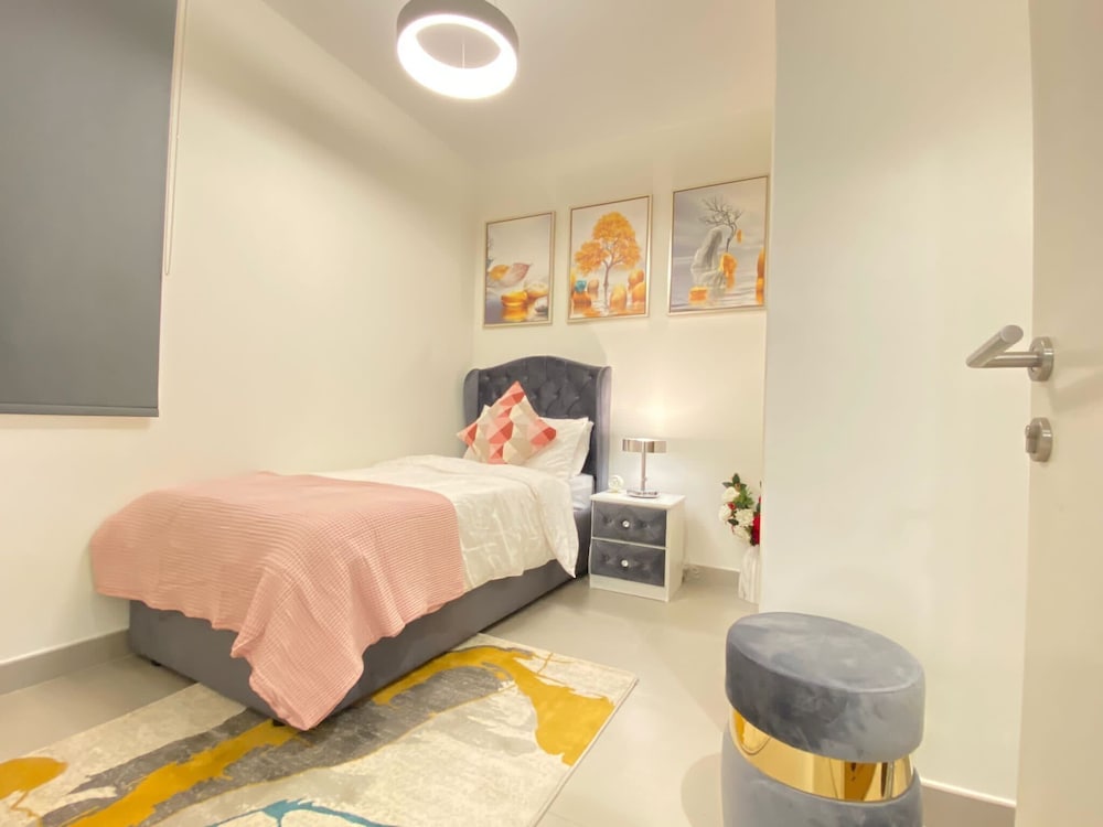 Dubai Hills Bespoke 4 Bedroom Villa