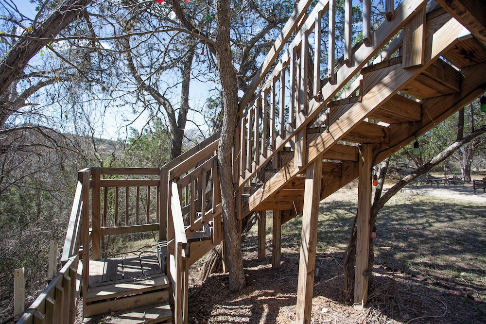 Hill Country Retreat 2 Bedroom 2 Bath