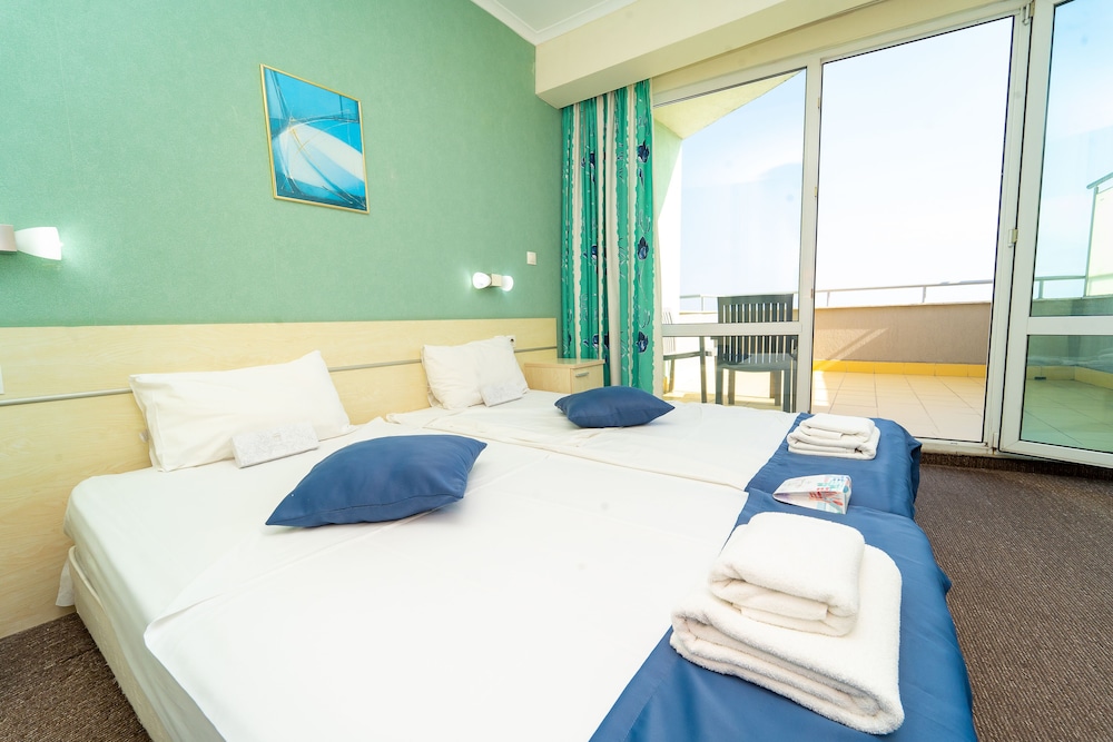 Nessebar Vacations - MPM Hotel Arsena - Property Image 8