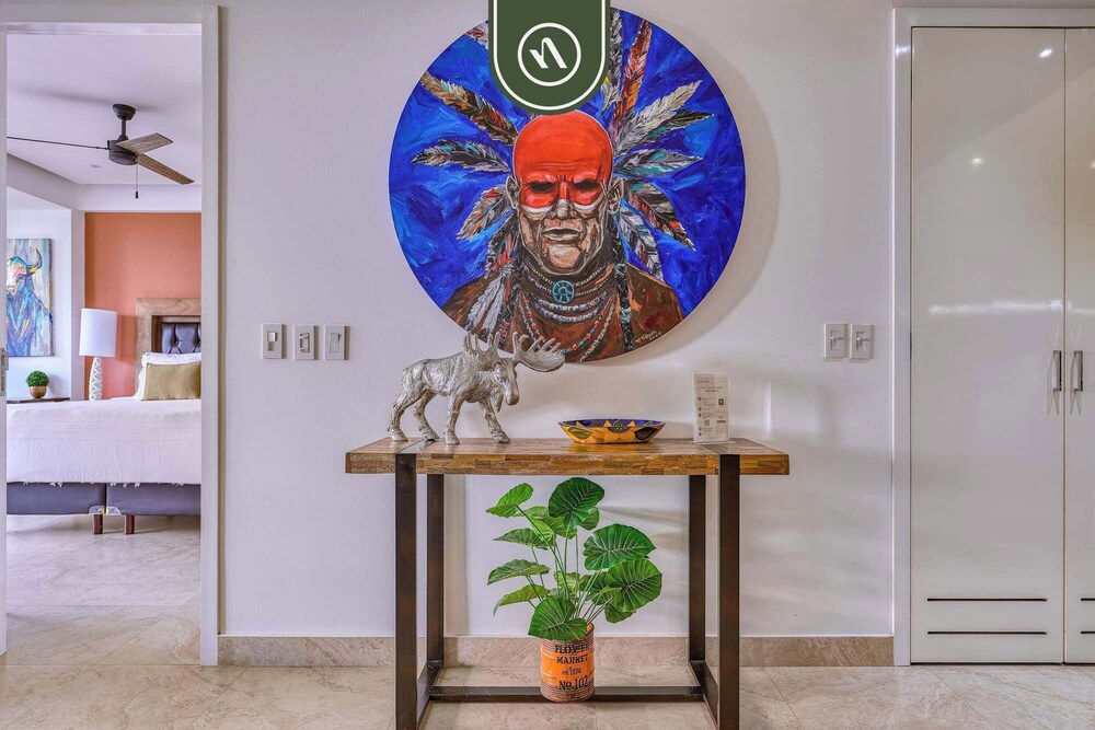 Stunning 2 BR Condo in Romantic Zone - Pool