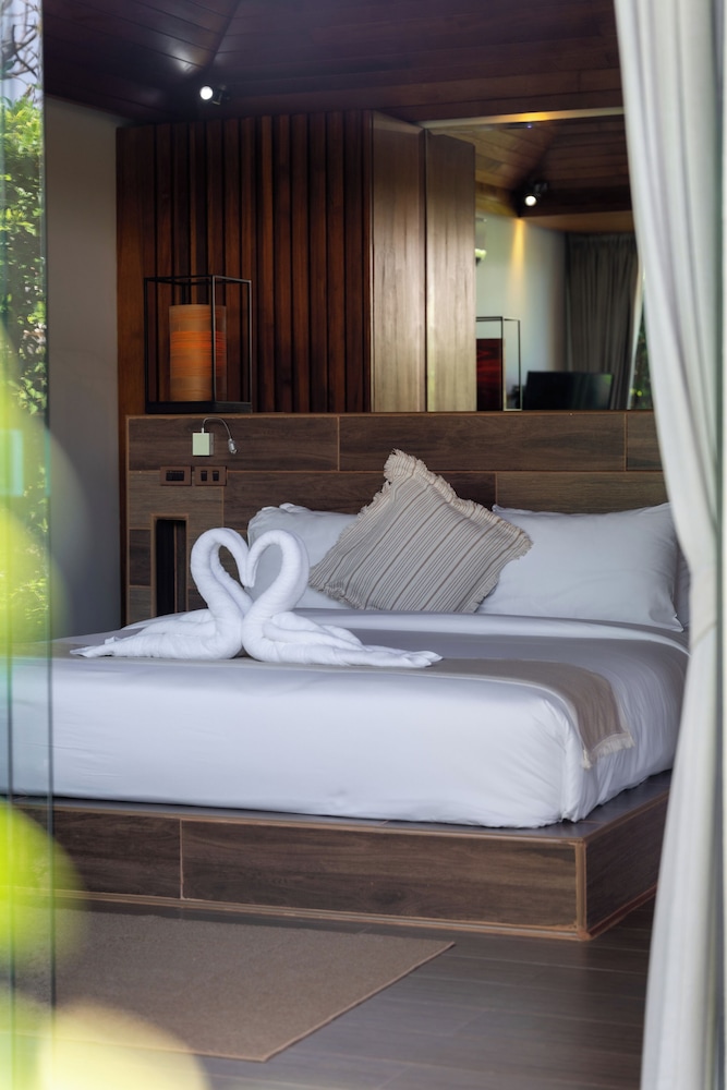 Zaya Beach Club & Resort