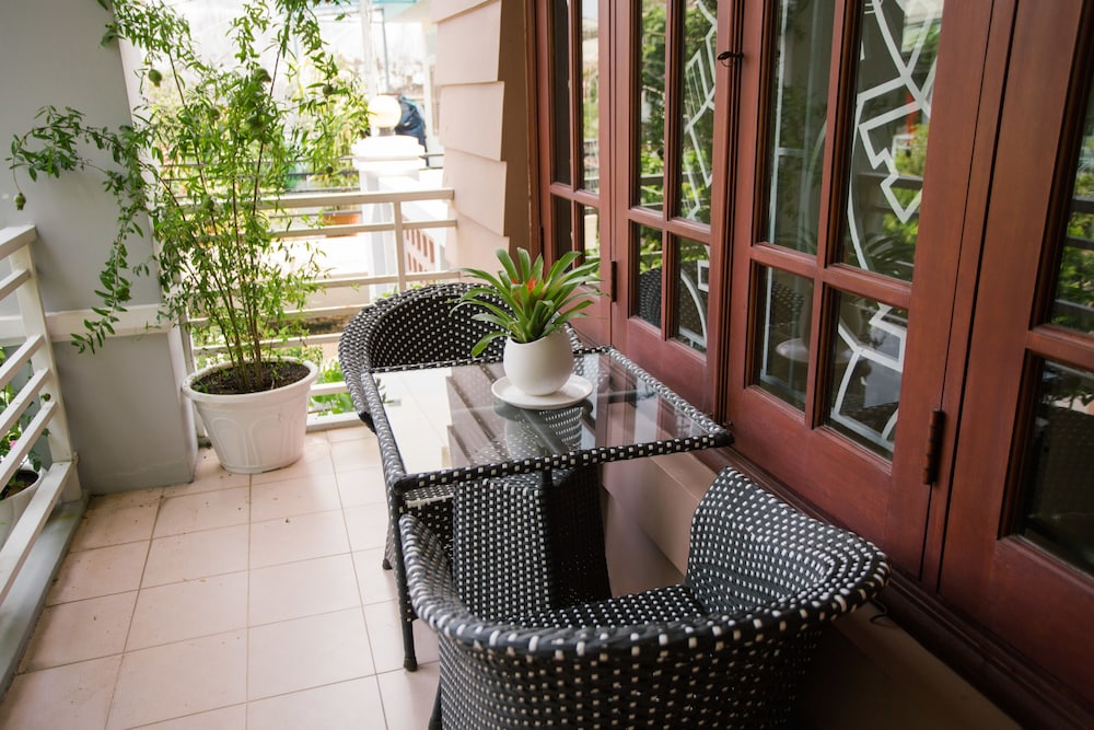MH Villa
