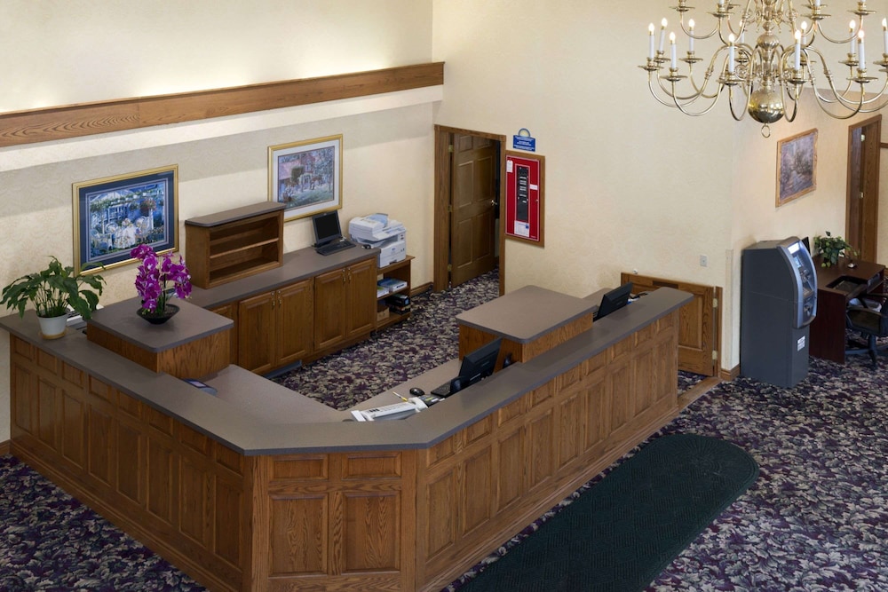 Days Inn by Wyndham Grayling view 2