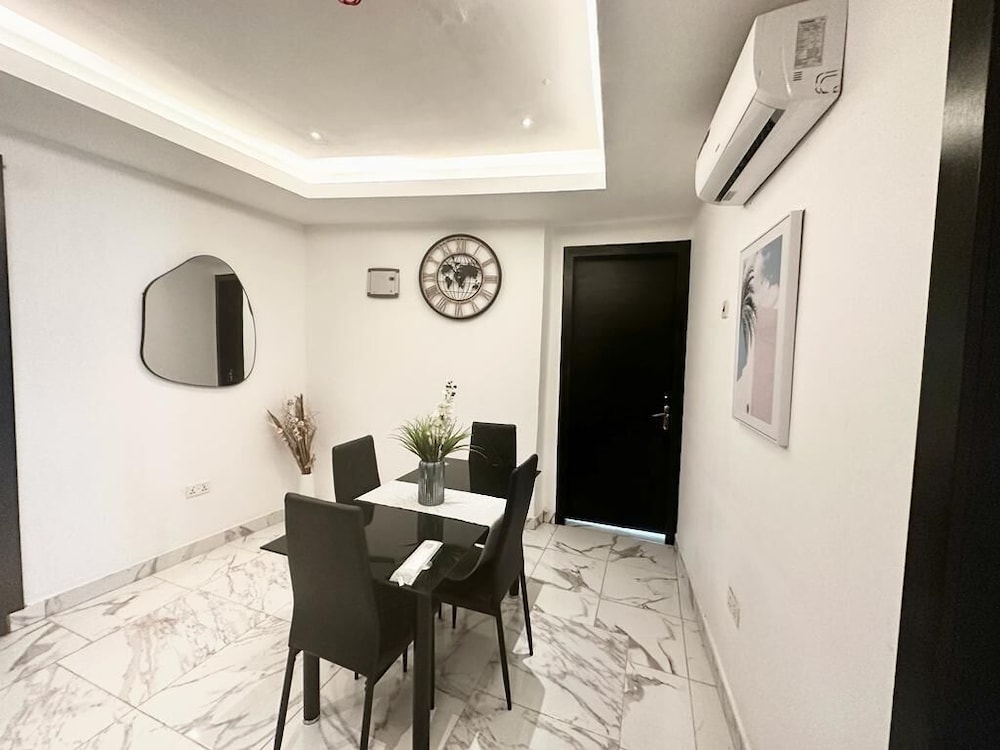 Apex Suite view 4