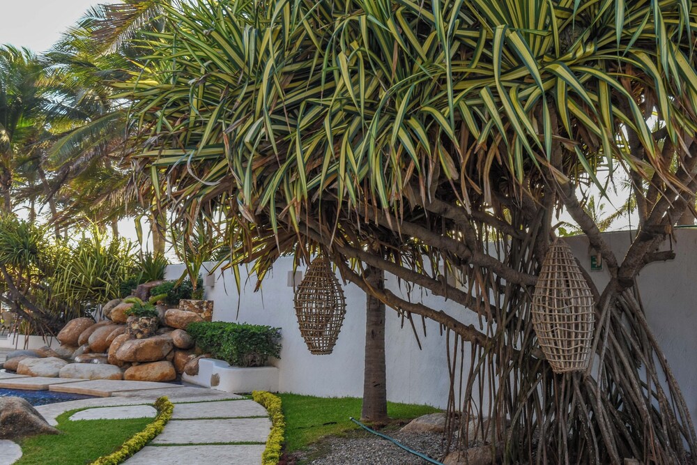 New Vidamar Apartment with Pool & Tennis