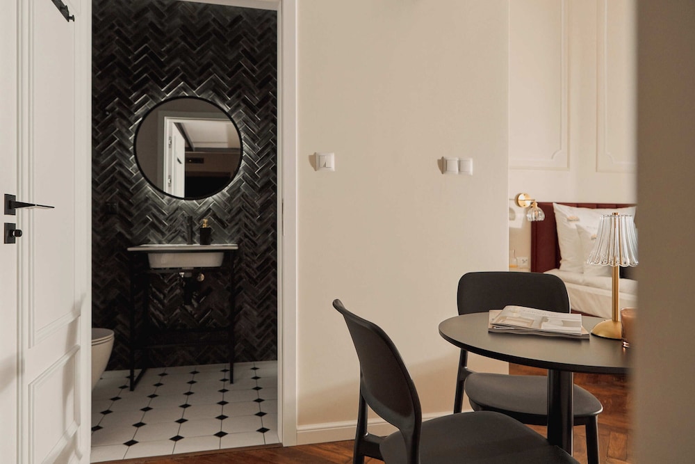 OLD TOWN Charm & Chic by Downtown Apartments