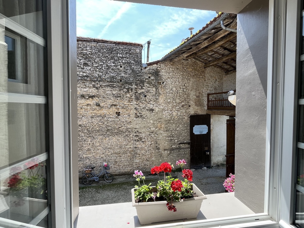 Photo 44