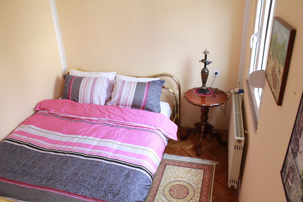 Family Holiday Home view 5