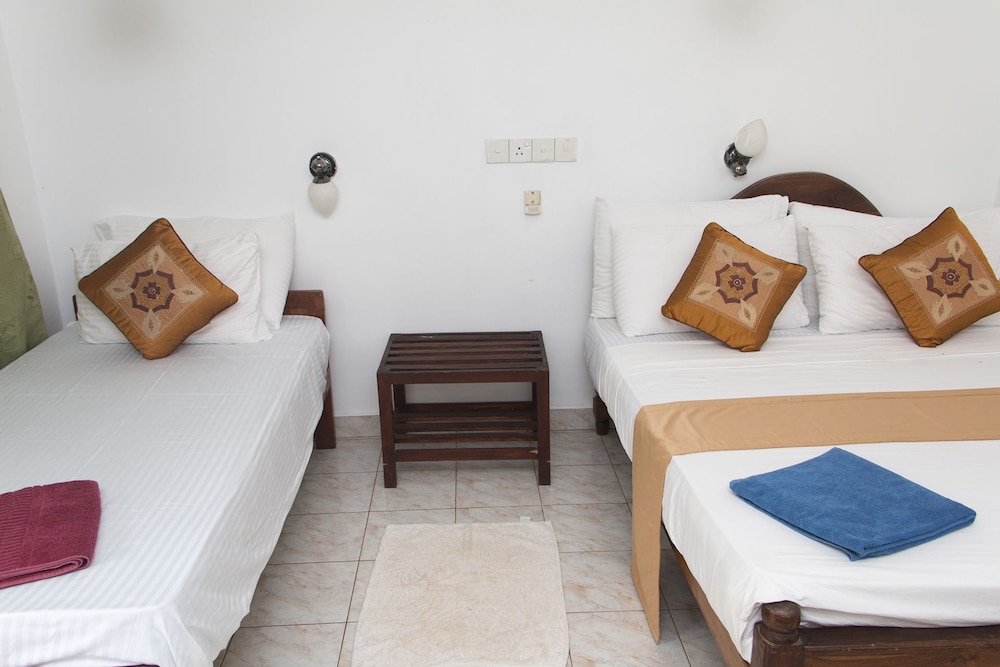 Thuruliya Lodge Habarana