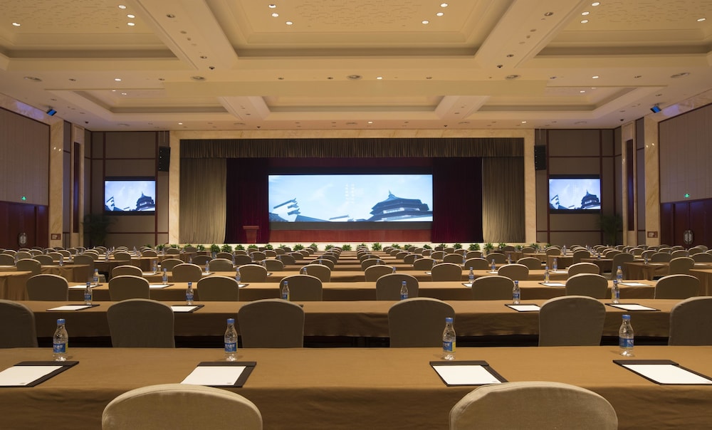 Ovation Seven-Cultivation Hotel