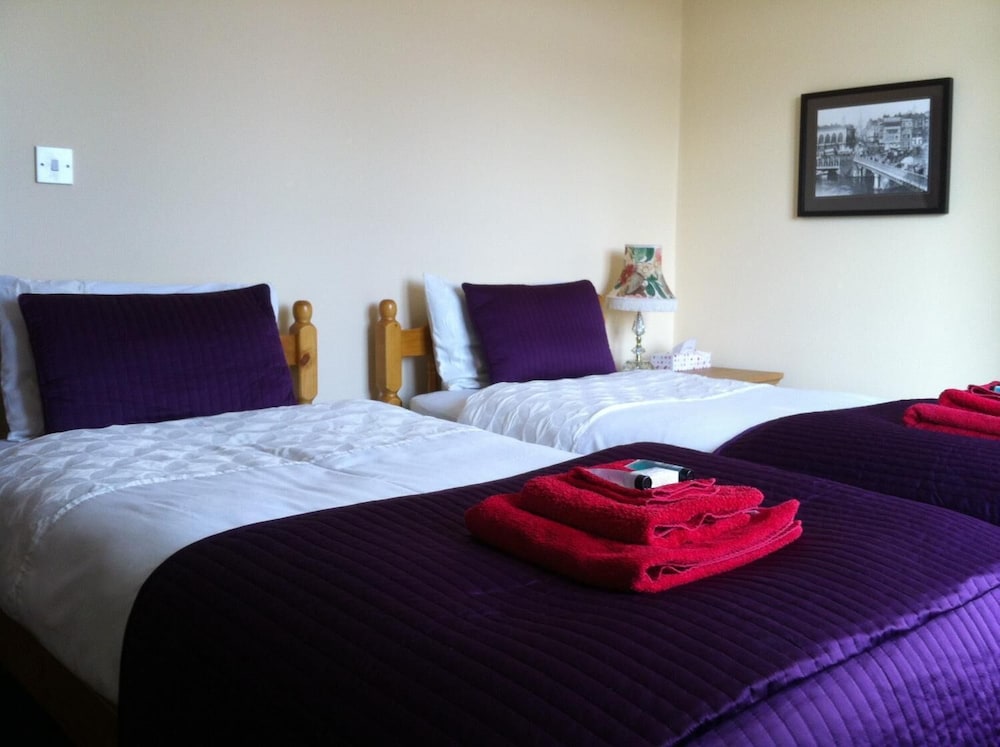 THE HORSESHOE BED AND BREAKFAST