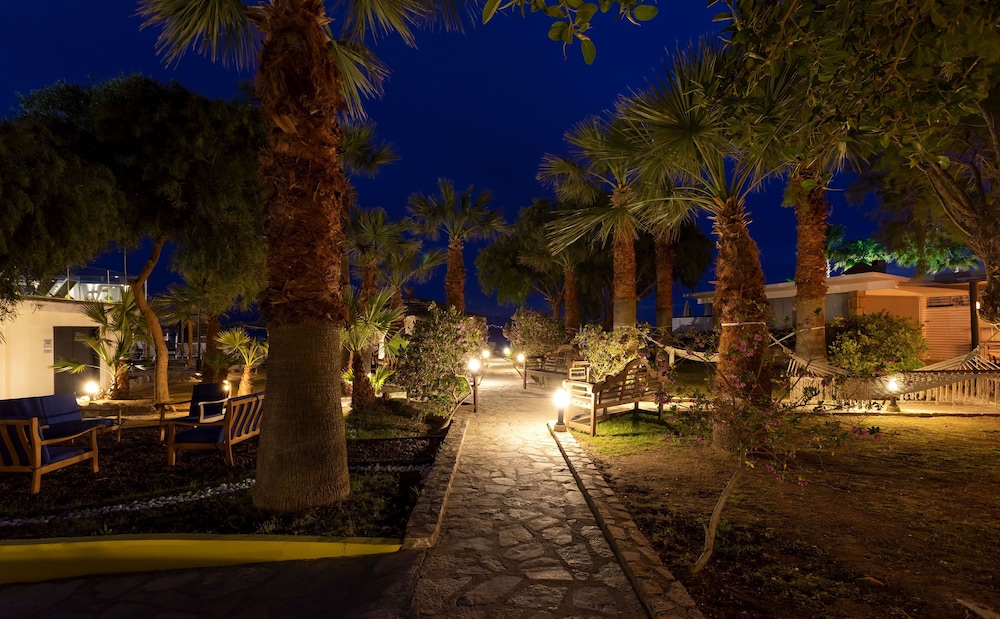 Charm Beach Hotel - All Inclusive