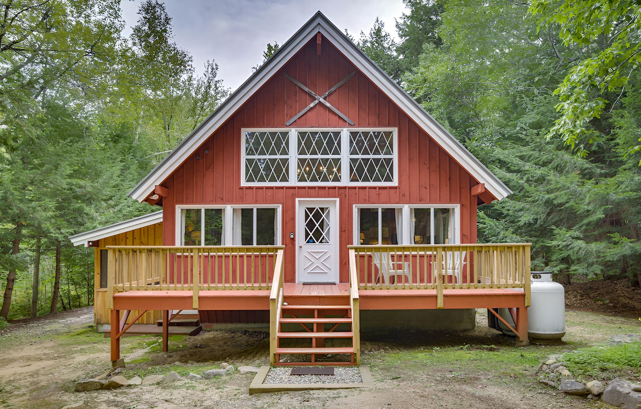 Rustic, Cozy Cabin w/ Easy Ski and Beach Access! view 5